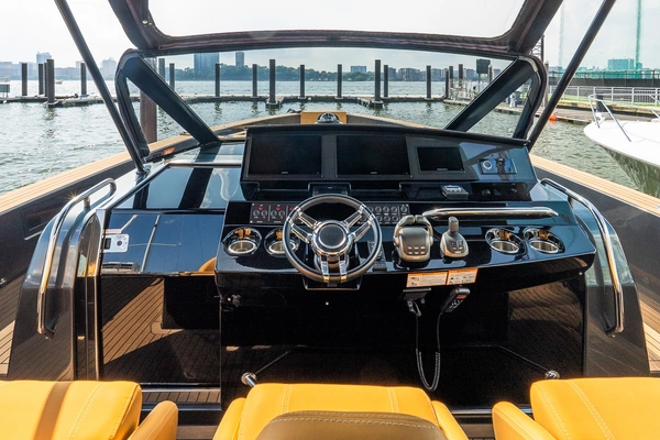 Pardo Yachts 43 Yacht For Sale