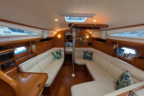 Slip Stream  35ft Jeanneau Yacht For Sale