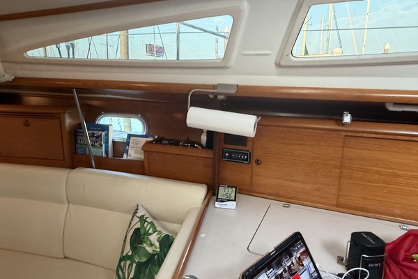 Slip Stream  35ft Jeanneau Yacht For Sale