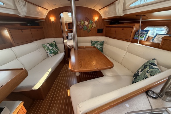 Slip Stream  35ft Jeanneau Yacht For Sale
