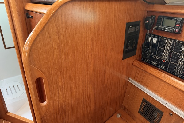 Slip Stream  35ft Jeanneau Yacht For Sale