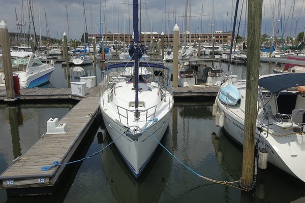 Slip Stream  35ft Jeanneau Yacht For Sale