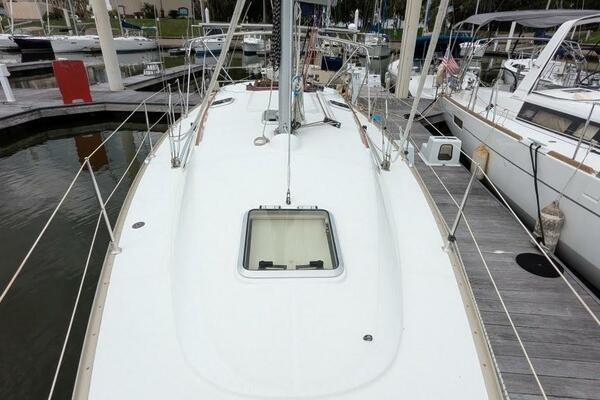 Slip Stream  35ft Jeanneau Yacht For Sale