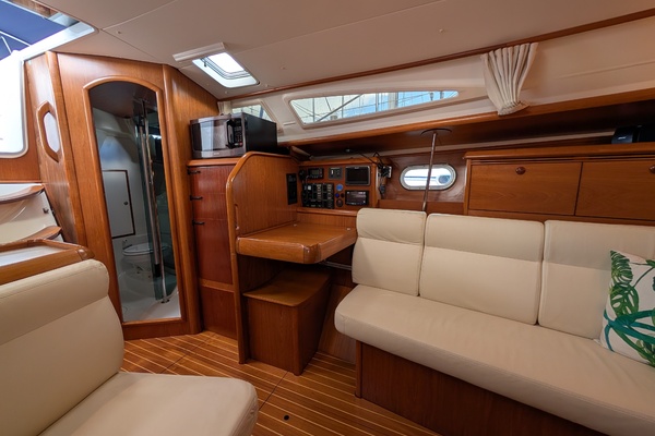 Slip Stream  35ft Jeanneau Yacht For Sale