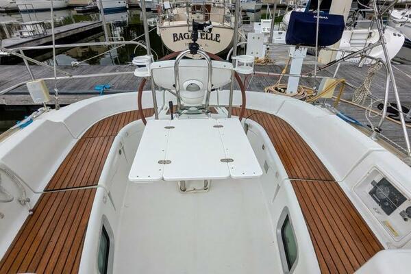 Slip Stream  35ft Jeanneau Yacht For Sale