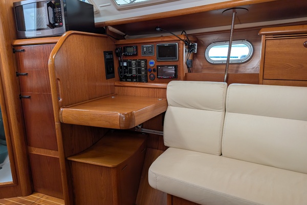 Slip Stream  35ft Jeanneau Yacht For Sale