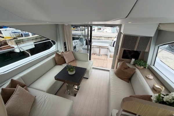 Saint Giovanni 50ft Azimut Yacht For Sale