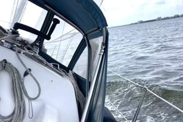 Danu 33ft Hunter Yacht For Sale