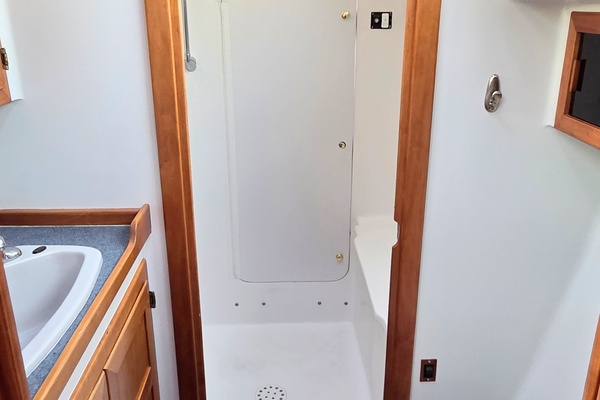 Masquerade 37ft Grainger Yacht For Sale