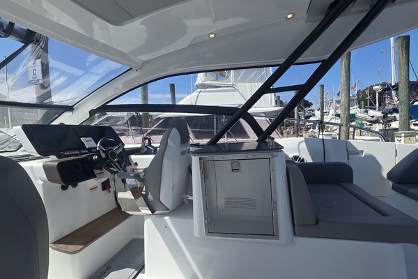 SeaRumDipity 38ft Four Winns Yacht For Sale
