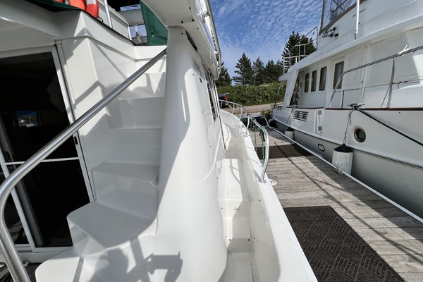 39ft Mainship Yacht For Sale