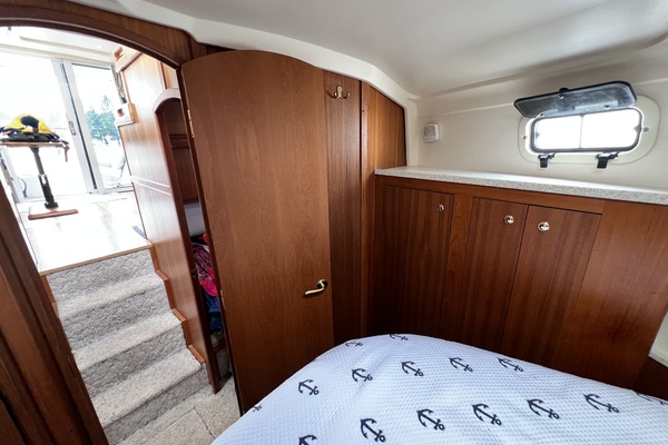 39ft Mainship Yacht For Sale