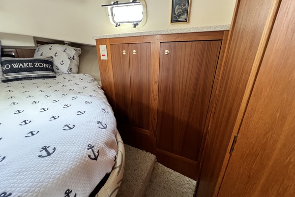39ft Mainship Yacht For Sale