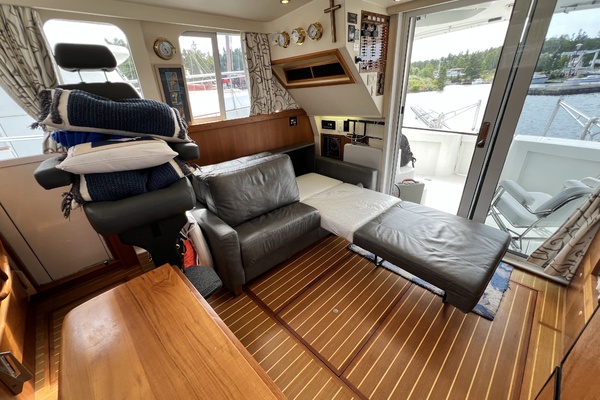 39ft Mainship Yacht For Sale