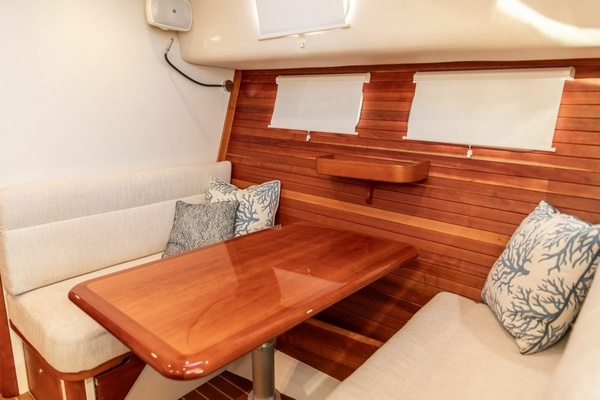GOOMBAY 43ft MJM Yacht For Sale