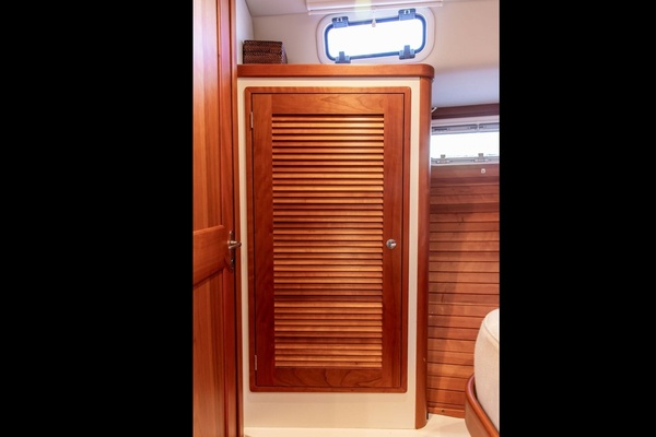 GOOMBAY 43ft MJM Yacht For Sale