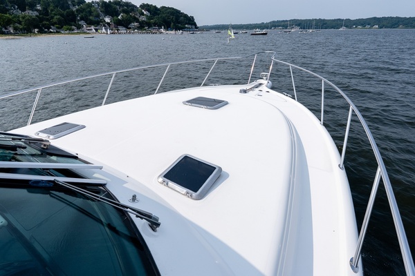 CRYSTAL SPRING 38ft Tiara Yachts Yacht For Sale