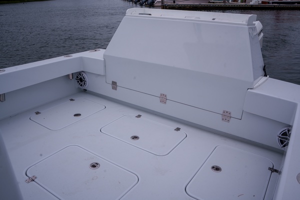 33ft Conch Yacht For Sale