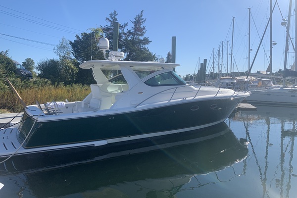 38ft Tiara Yachts Yacht For Sale