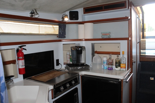 34ft Sea Ray Yacht For Sale