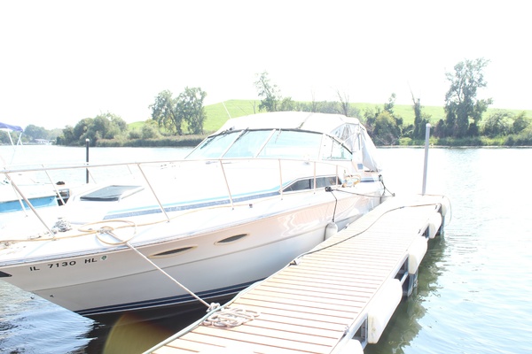 34ft Sea Ray Yacht For Sale