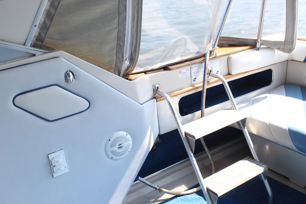 34ft Sea Ray Yacht For Sale