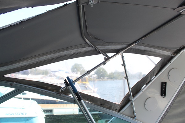 34ft Sea Ray Yacht For Sale