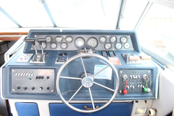 34ft Sea Ray Yacht For Sale