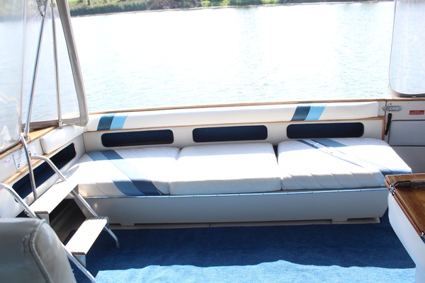 34ft Sea Ray Yacht For Sale
