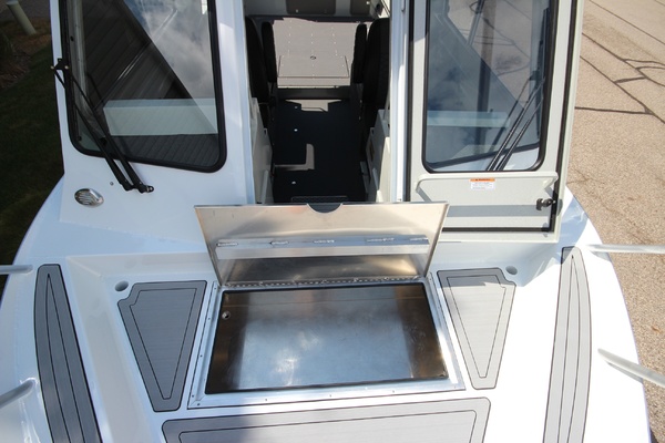 Boat Show Special Pricing 24ft Weldcraft Yacht For Sale