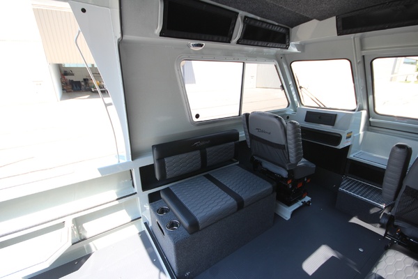Boat Show Special Pricing 24ft Weldcraft Yacht For Sale