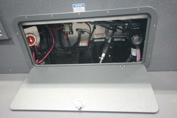 Boat Show Special Pricing 24ft Weldcraft Yacht For Sale