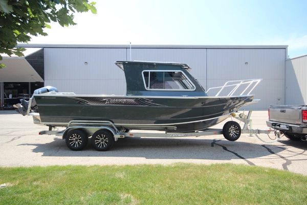24-ft-Weldcraft-2027-240 Ocean King-Boat Show Special Pricing Grand Haven Michigan United States  yacht for sale