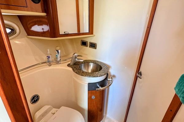 FEELING BLUE 39ft Sea Ray Yacht For Sale