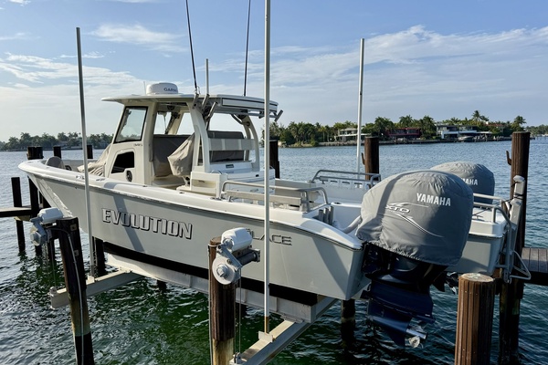 Evolution 34ft Solace Yacht For Sale