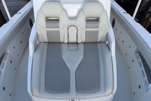 Evolution 34ft Solace Yacht For Sale