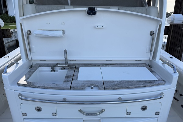 Evolution 34ft Solace Yacht For Sale