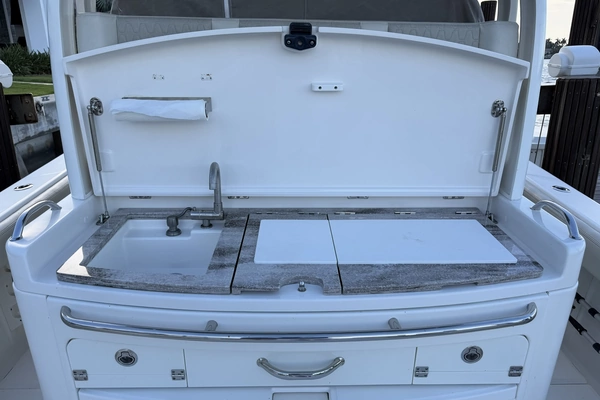 Solace 345CC Yacht For Sale