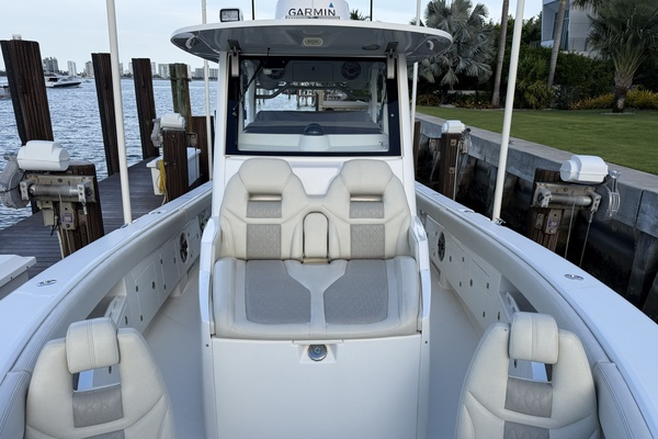 Evolution 34ft Solace Yacht For Sale