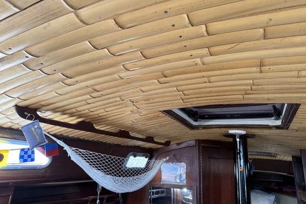 Josephine 38ft Ericson Yacht For Sale