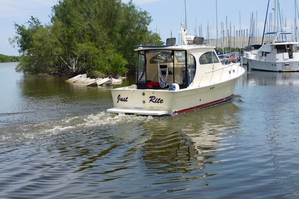 Just Rite 30ft Mainship Yacht For Sale