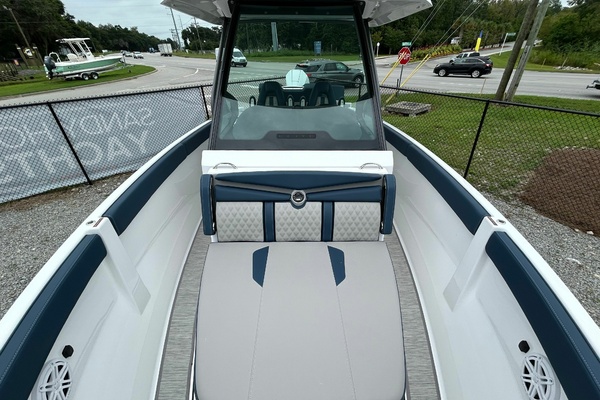 25ft Monterey Yacht For Sale