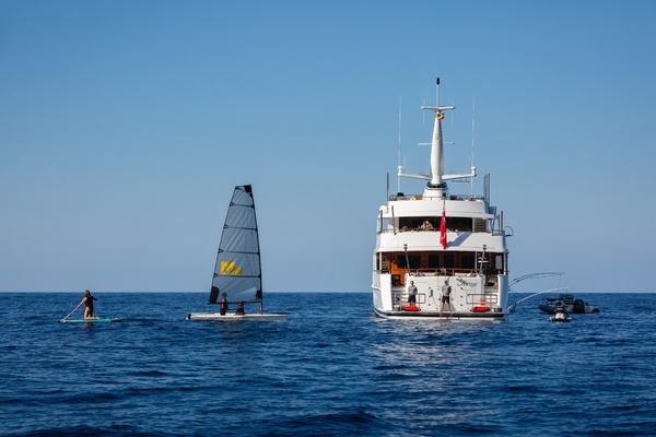 1979Feadship 173 ft    MIRAGE