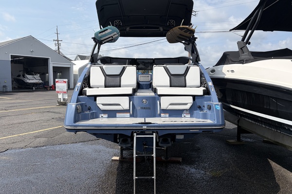 25ft Yamaha Boats Yacht For Sale