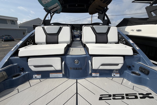 25ft Yamaha Boats Yacht For Sale