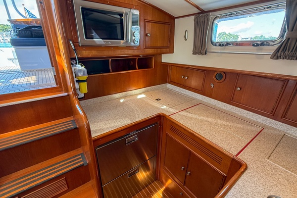Candide 38ft Grand Banks Yacht For Sale