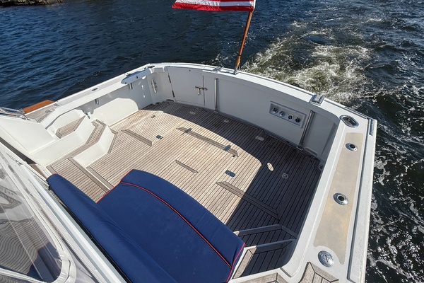 Candide 38ft Grand Banks Yacht For Sale