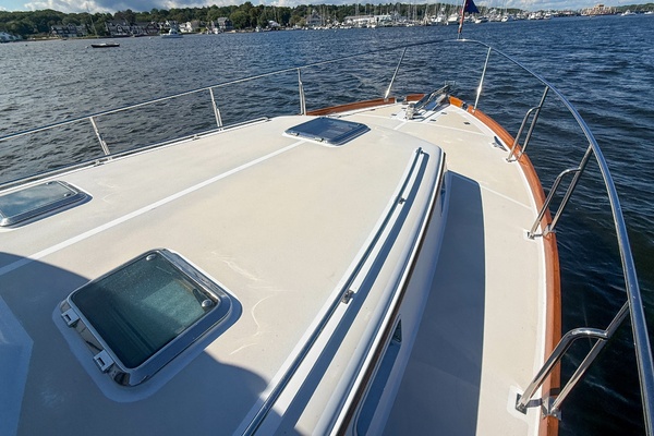 Candide 38ft Grand Banks Yacht For Sale