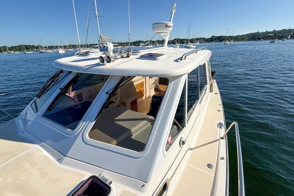 Sundown 34ft True North Yacht For Sale