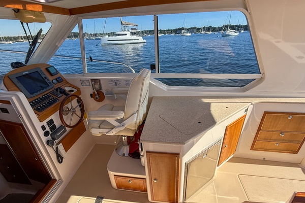 Sundown 34ft True North Yacht For Sale